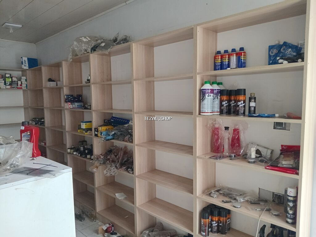 Mağaza üçün çoxbölməli rəflər dəsti - Material: açıq ağac teksturalı - şəkil 2