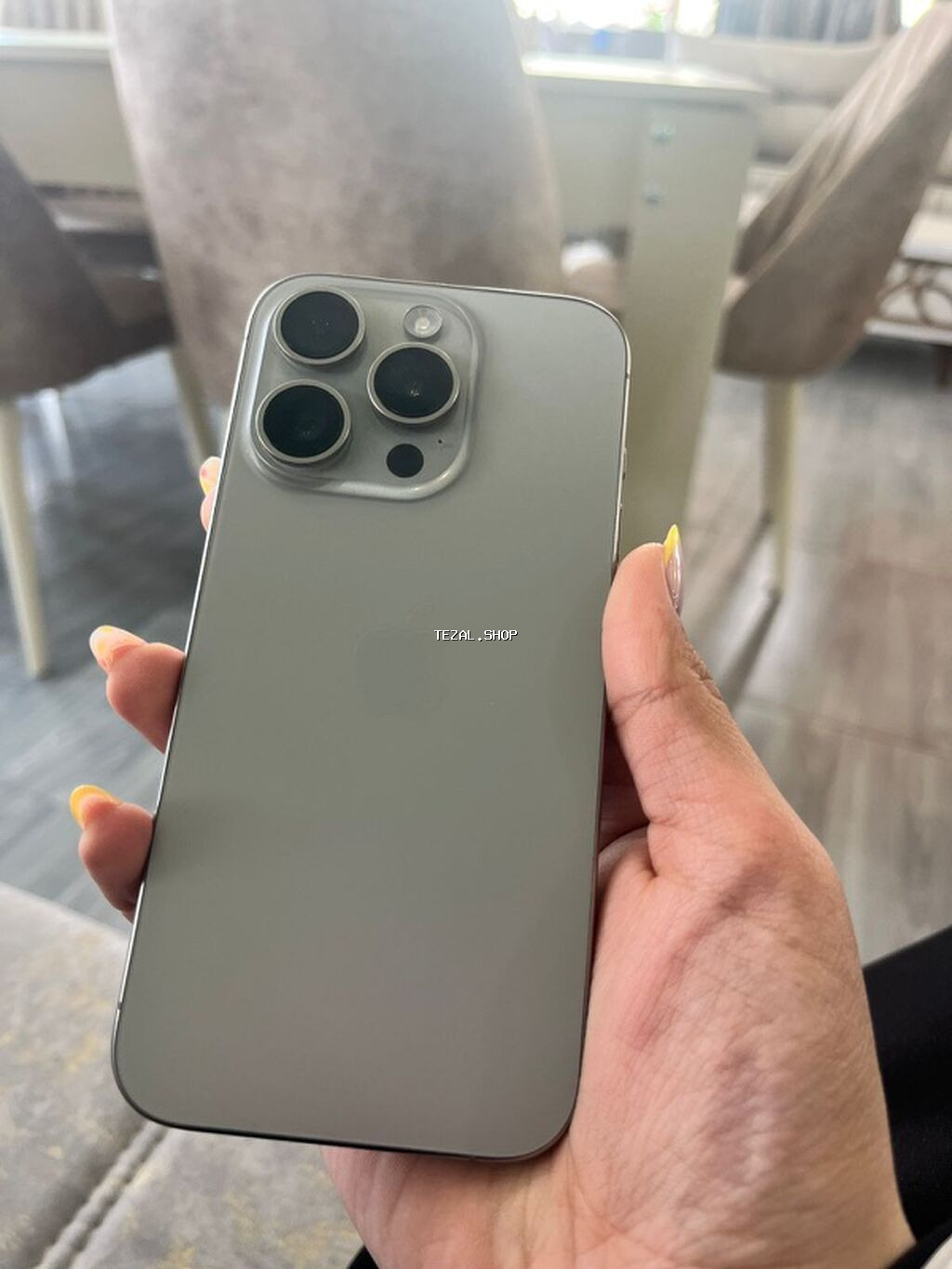 IPhone 15 Pro, 128 GB, Natural Titanium, Simsiz şarj, Face ID - şəkil 3