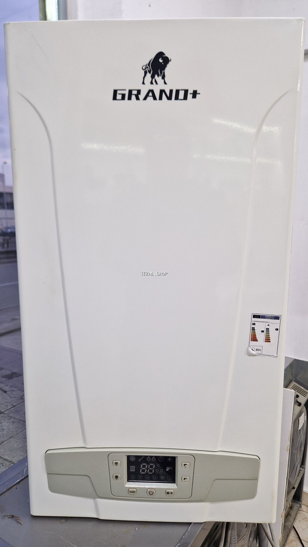 Yeni Kombi 28 kVt, Ünvandan götürmə, Ödənişli çatdırılma, Rayonlara çatdırılma, Ödənişli quraşdırma, Zəmanətli, Kredit yoxdur