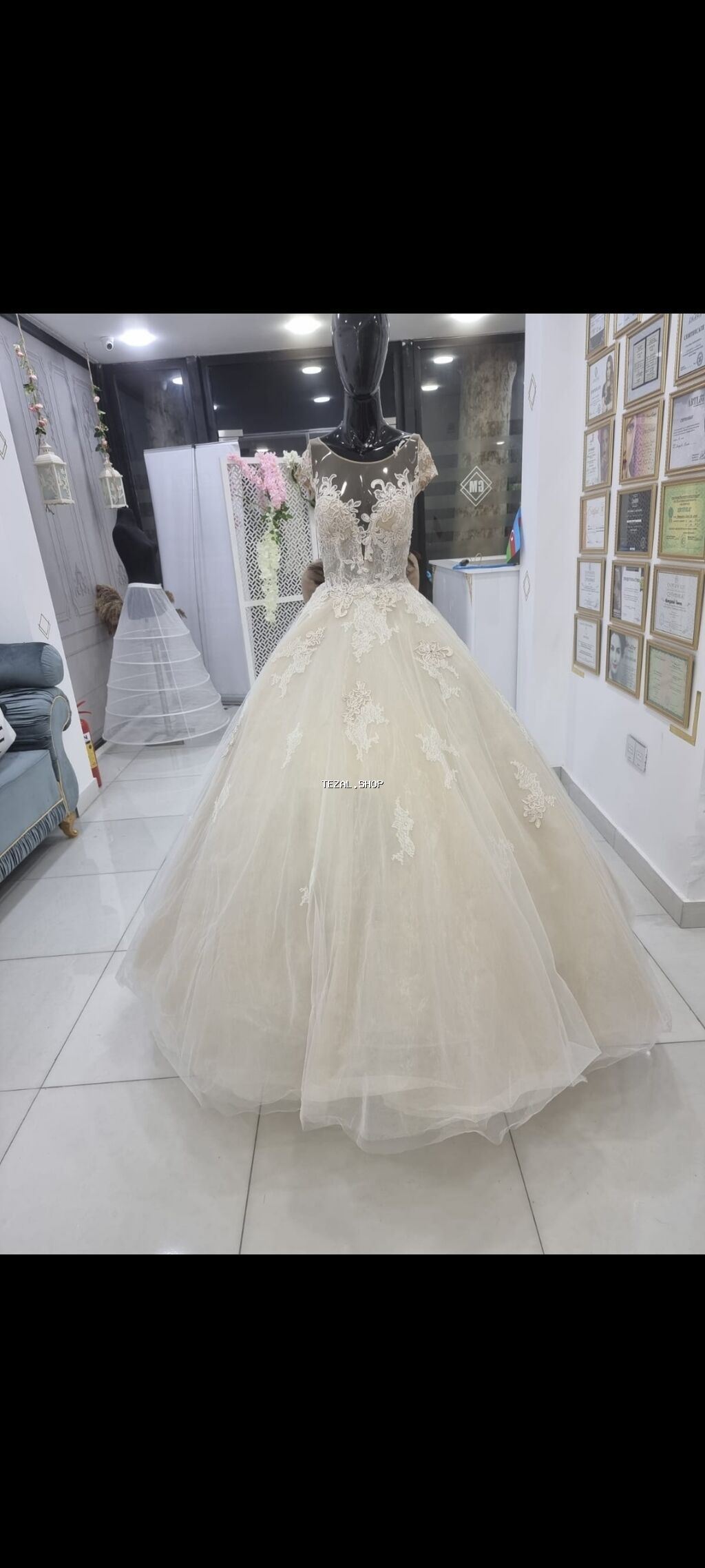 Gelinlik paltarı, 900 manata alınıb heç geyinilmiyib, çox ucuz