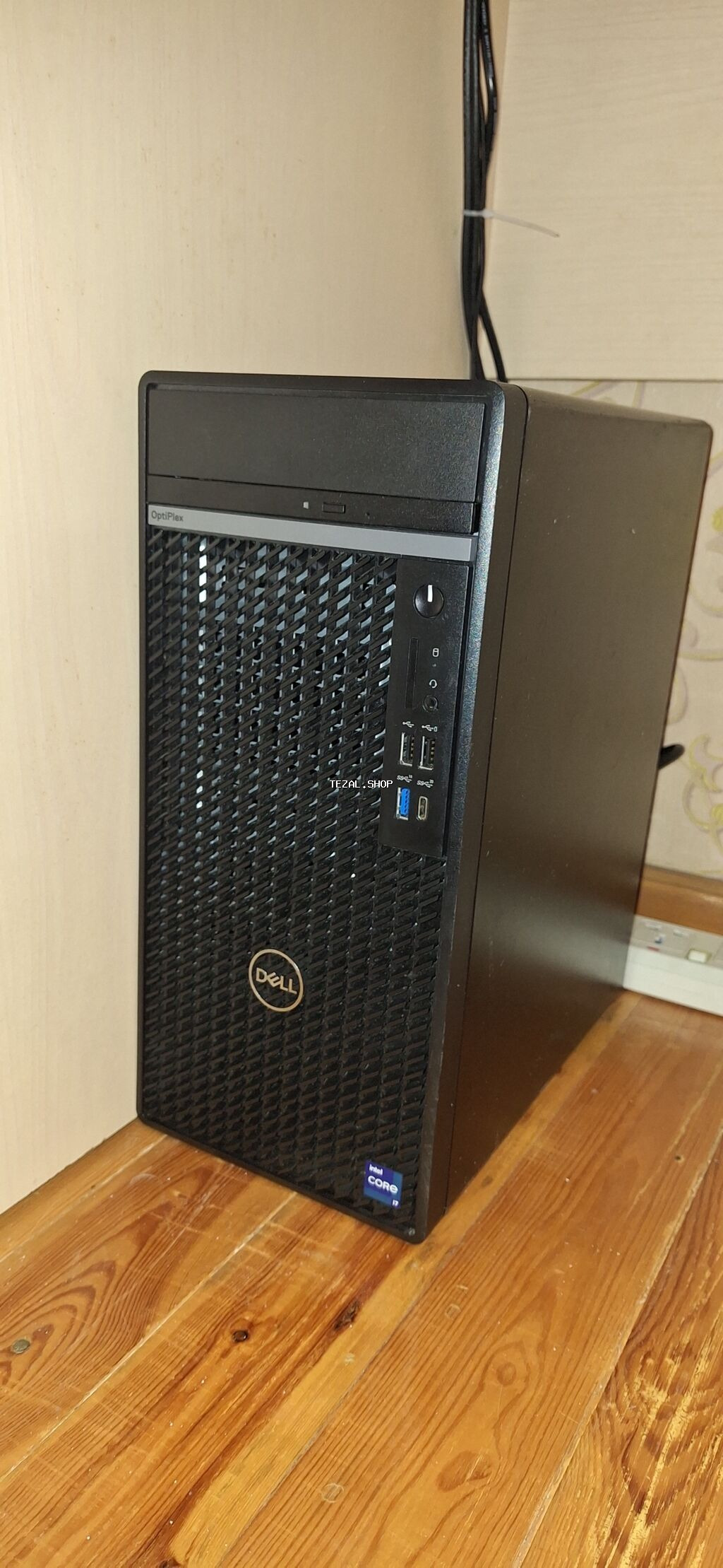 Dell OptiPlex Tower Plus 7010 Səliqəli şəkildə istifadə edilib, Heç