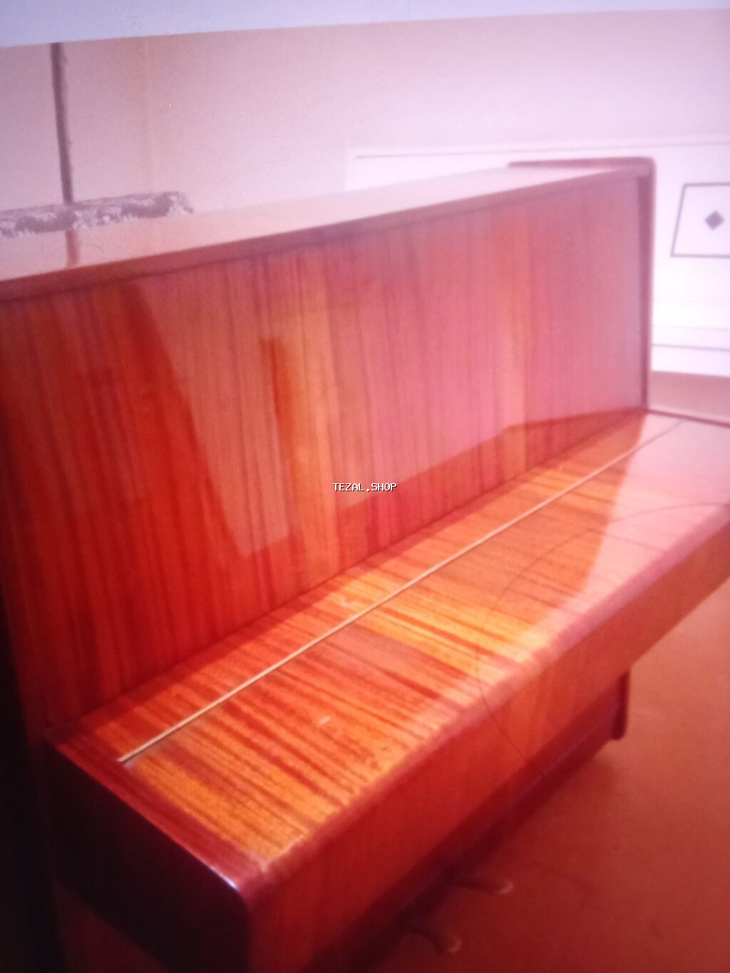 Qəhvəyi və ağ rəngli pianolarin topdansatışi Yeni Yasamalda Gülüstan