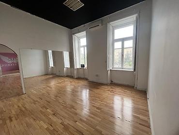 ŞƏHƏRİN TAM MƏRKƏZİNDƏ 28 May AF MALL ticarət mərkəzin tam yanında 2 - şəkil 5