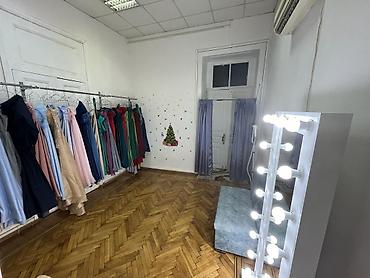 ŞƏHƏRİN TAM MƏRKƏZİNDƏ 28 May AF MALL ticarət mərkəzin tam yanında 2 - şəkil 3