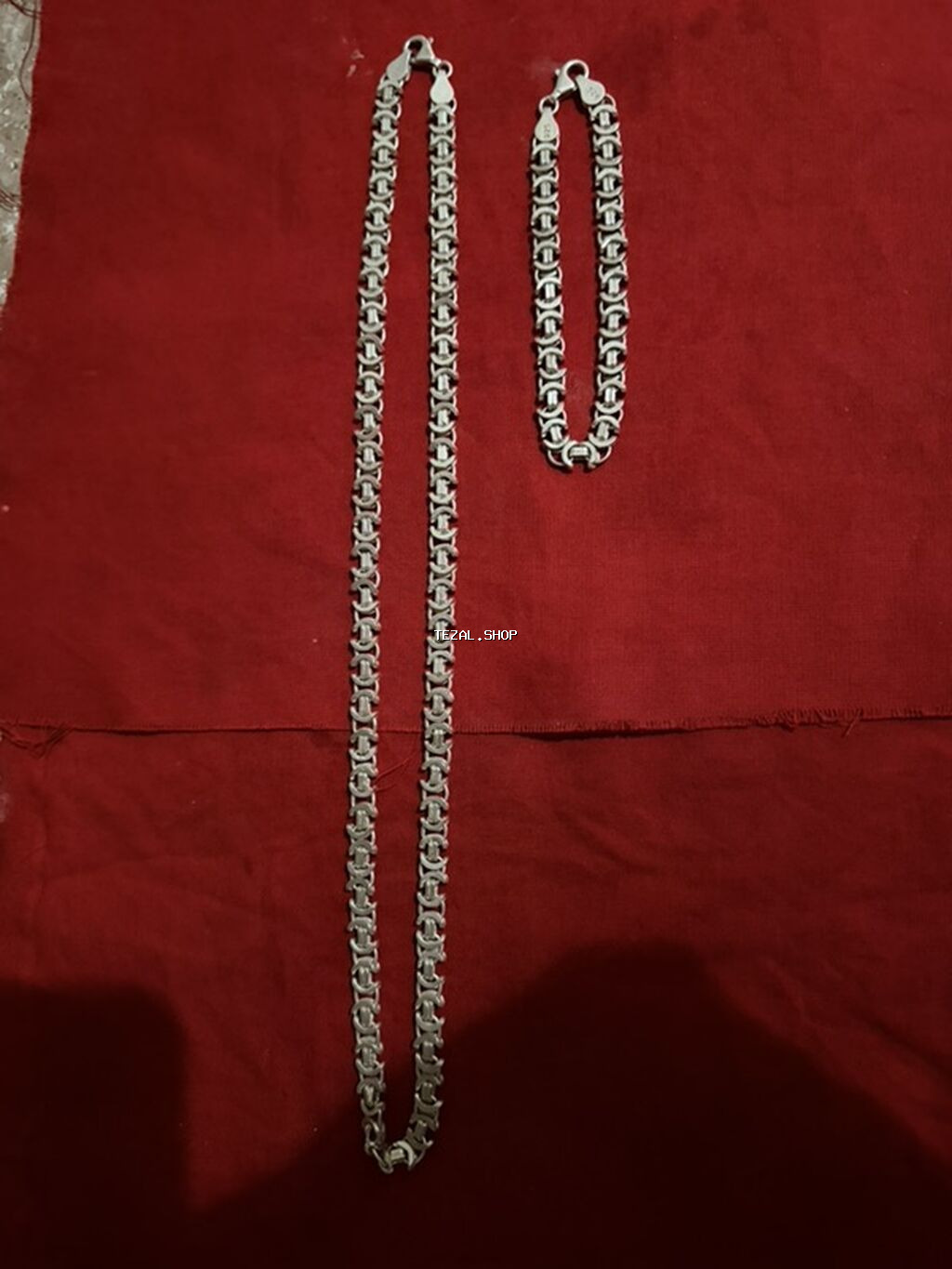 Dəstə daxildir: Bilərzik, Boyunbağı, Gümüş, 925 Əyar, 62 g