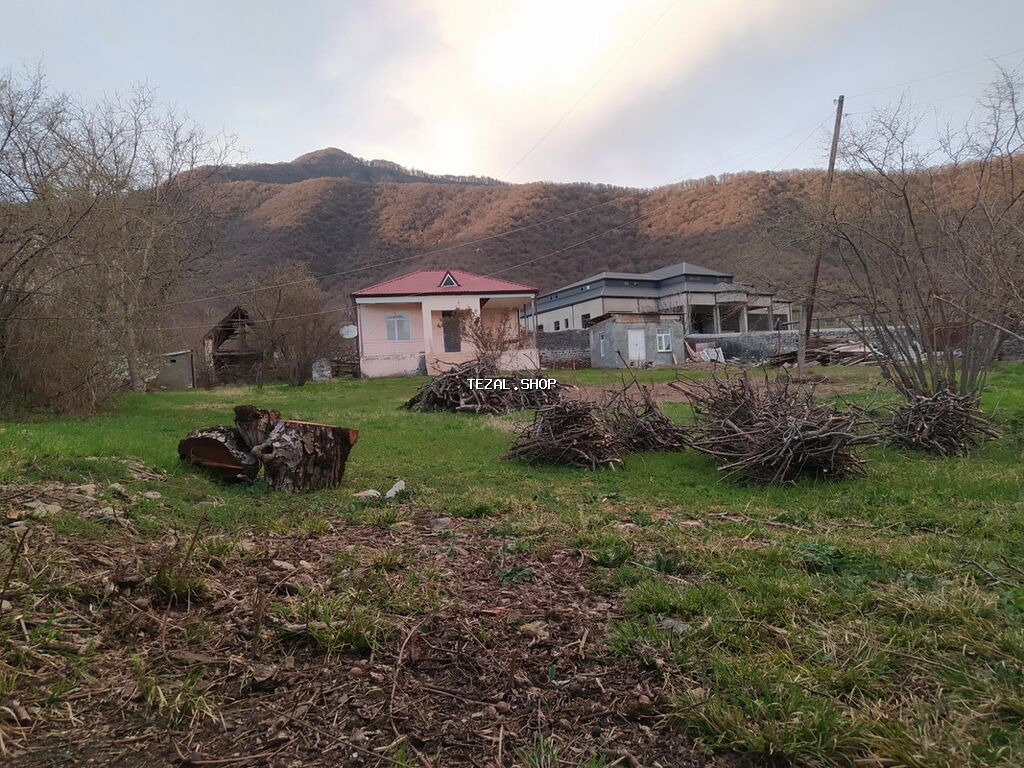 Zaqatala, 70 kv. m, 3 otaqlı, Hovuzsuz, İşıq, Kanalizasiya, Telefon