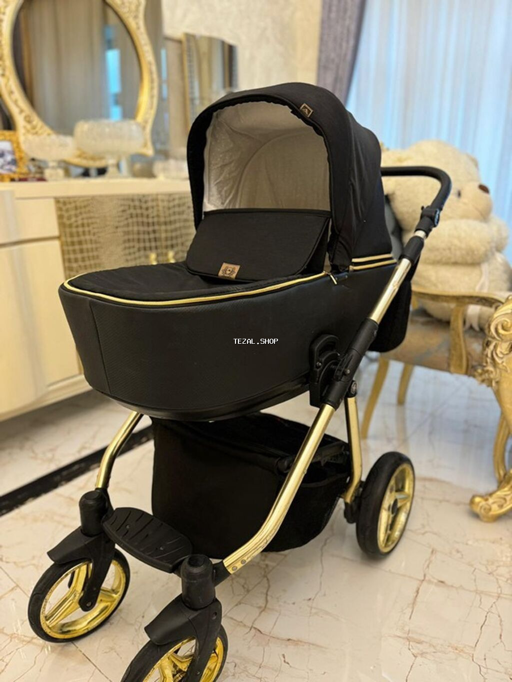 Çıxarıla bilən beşikli araba