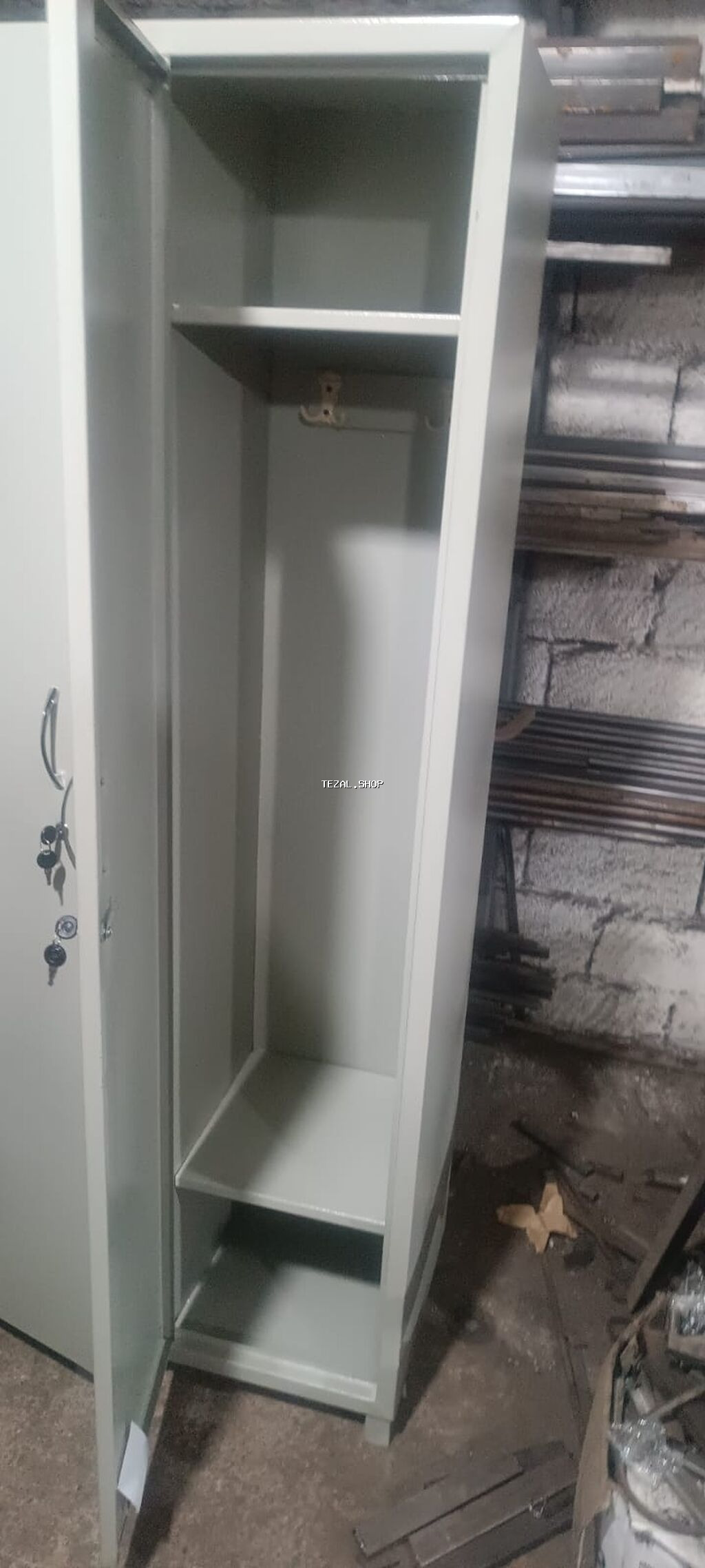 Metall şkaf – 2 qapılı, kilidli, havalandırma dəlikli. Xüsusiyyətlər - şəkil 3