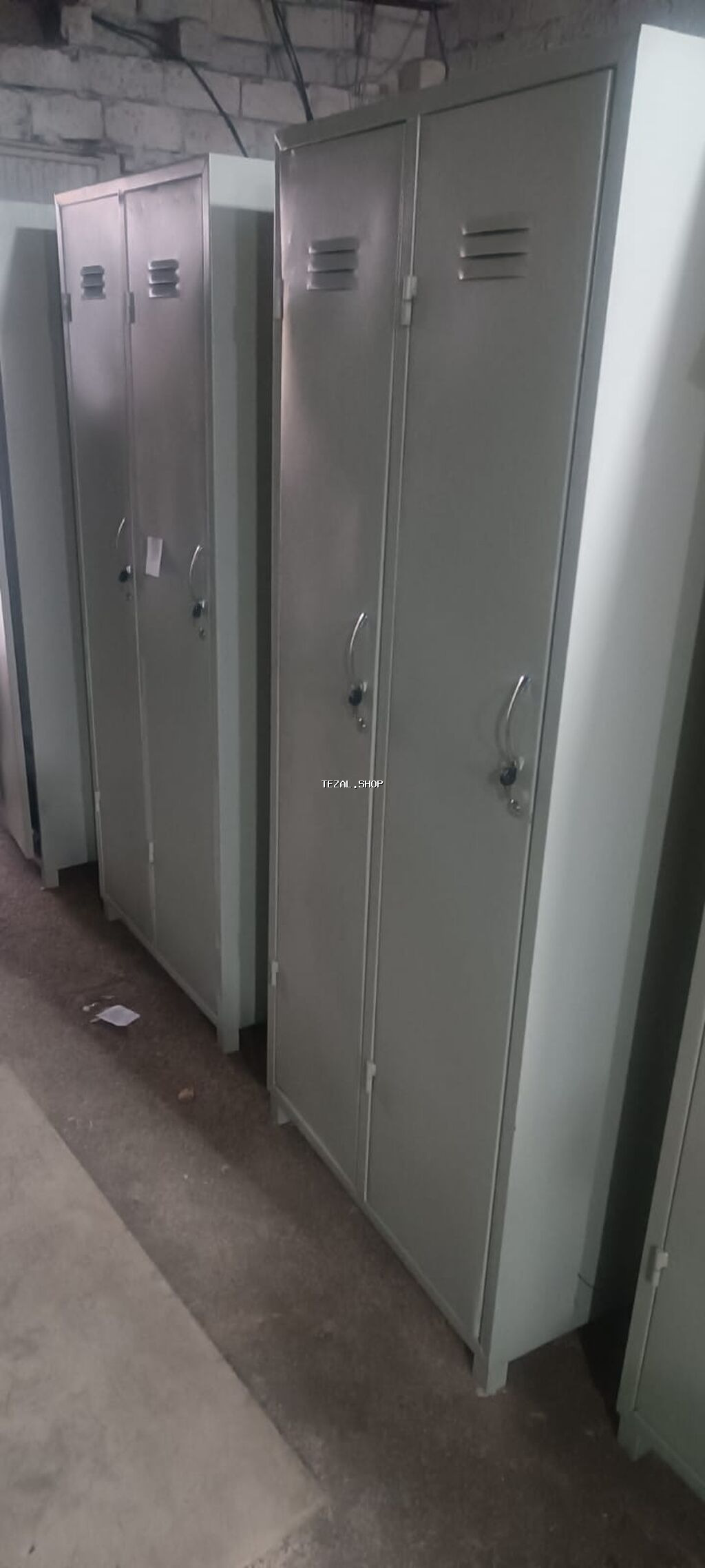 Metall şkaf – 2 qapılı, kilidli, havalandırma dəlikli. Xüsusiyyətlər - şəkil 4