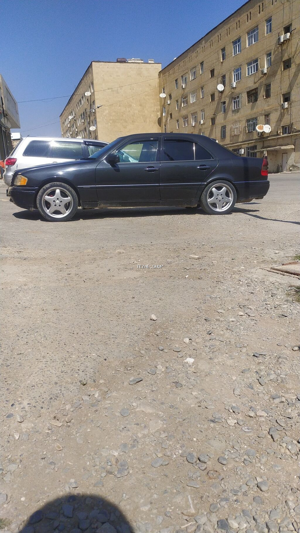 Mercedes-Benz C-Sinif sedan (W202), qara rəng. - Kuzov: 4 qapılı sedan - şəkil 3