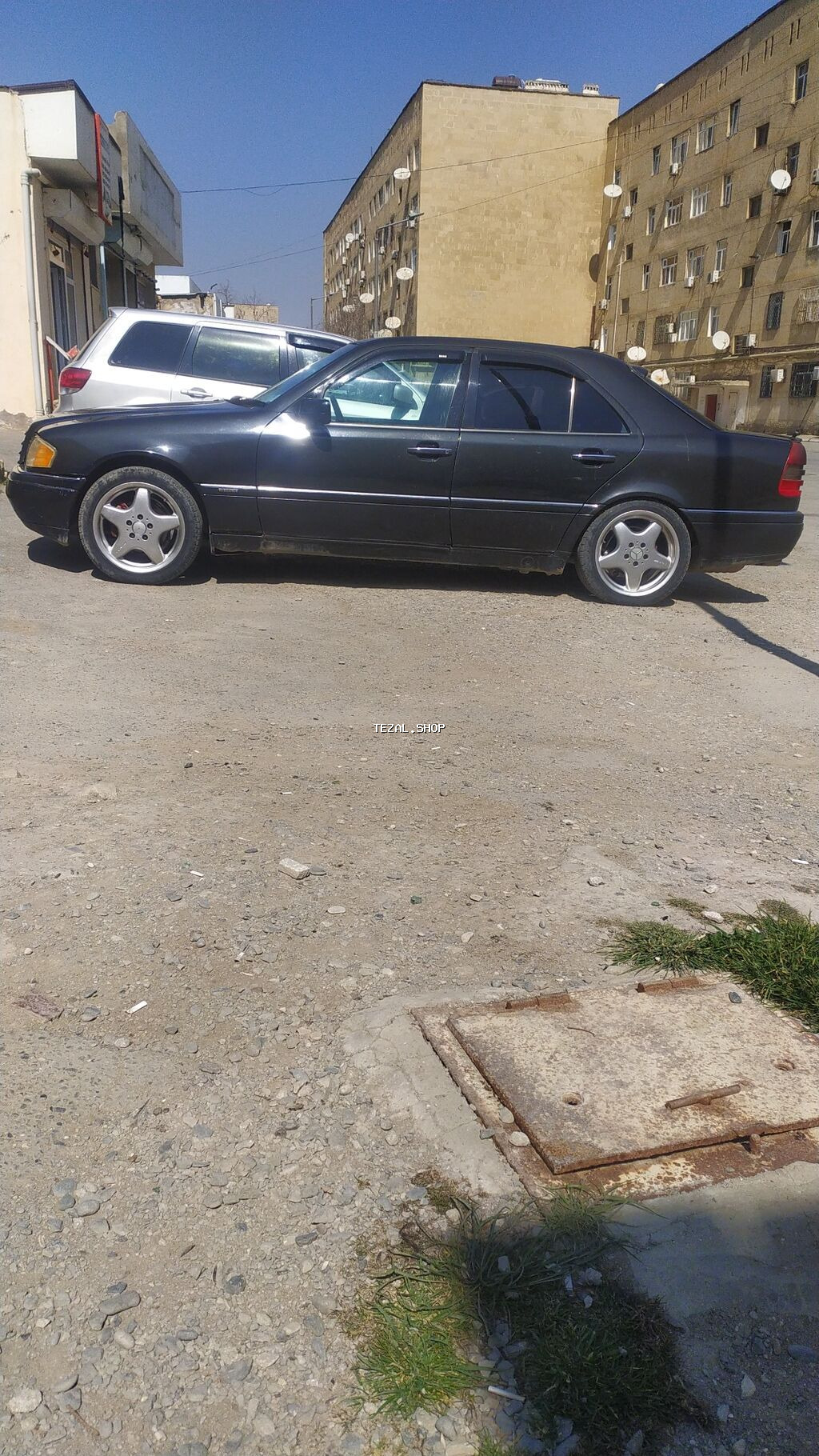 Mercedes-Benz C-Sinif sedan (W202), qara rəng. - Kuzov: 4 qapılı sedan - şəkil 4