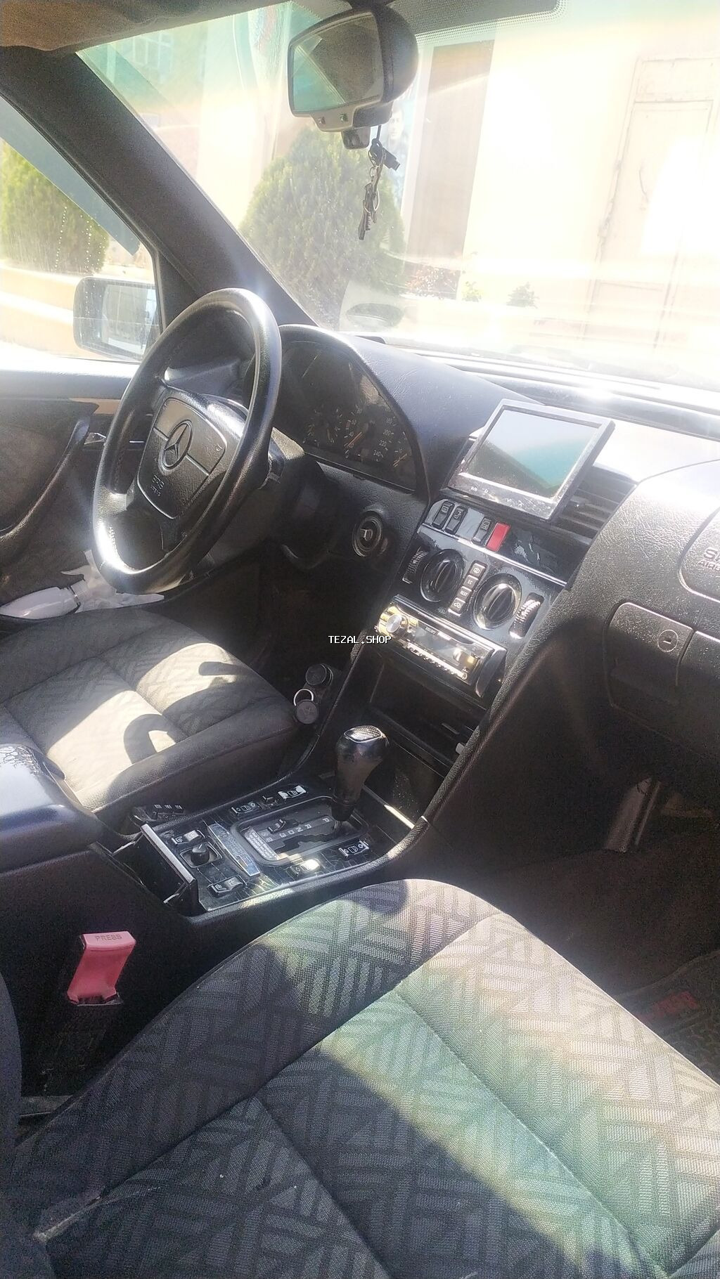 Mercedes-Benz C-Sinif sedan (W202), qara rəng. - Kuzov: 4 qapılı sedan - şəkil 5