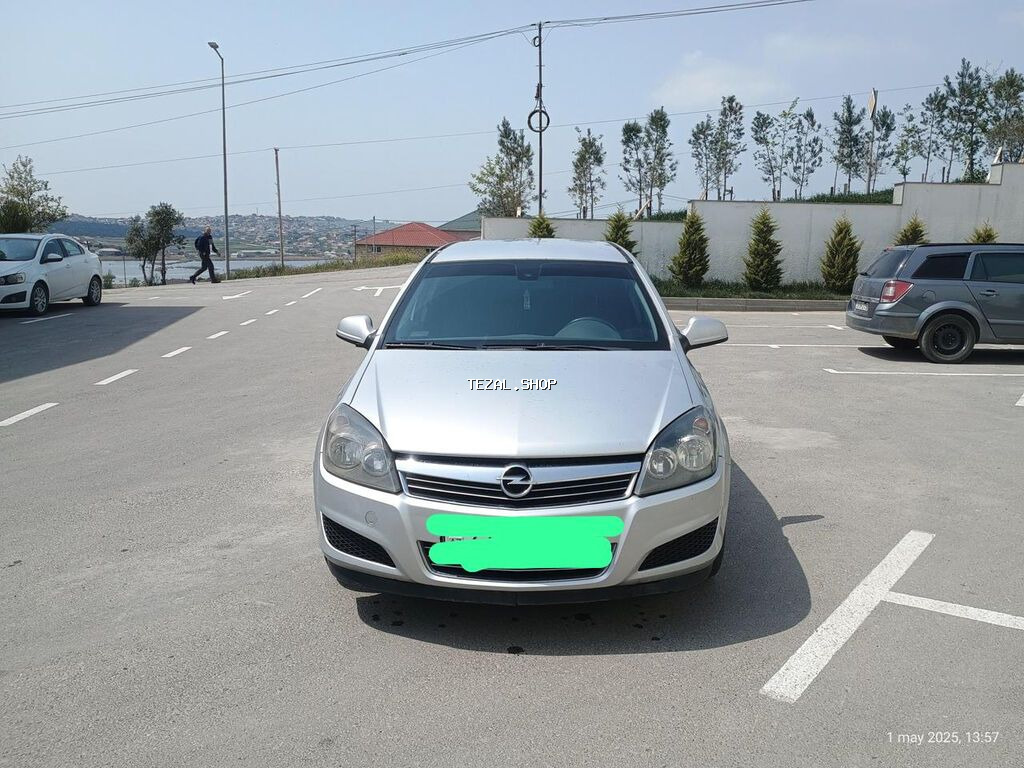 Opel Astra: 1.3 l | 2010 il 285000 km Universal - şəkil 4