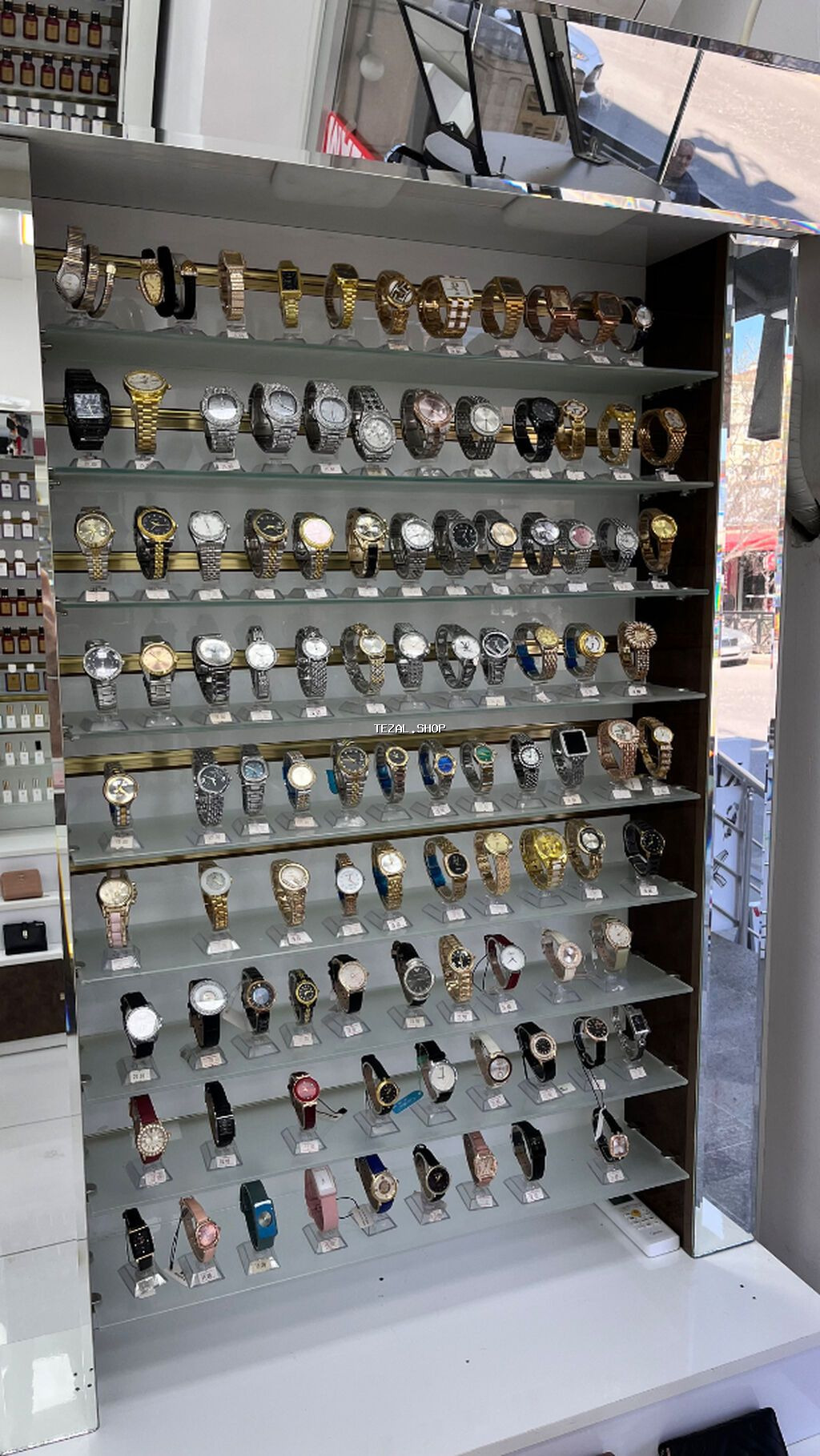 Hövsanın tam mərkəzində, Şüşəli bazar ilə düz üzbəüz. Hazır biznes - şəkil 4