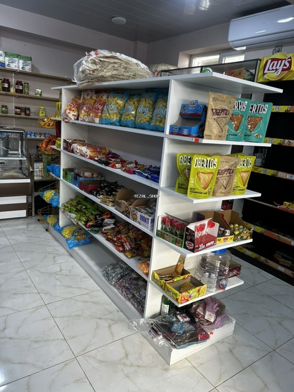 Mağaza üçün ikitərəfli orta raf sistemi - Material: ağ rəngdə