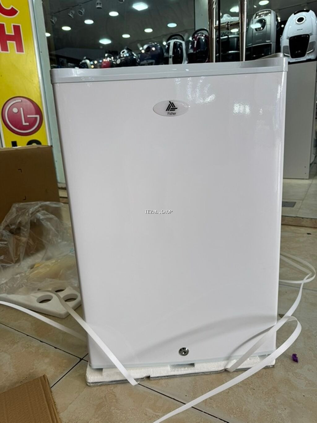 Yeni 1 qapılı Fischer Soyuducu Satılır, rəng - Ağ, Dolab içi