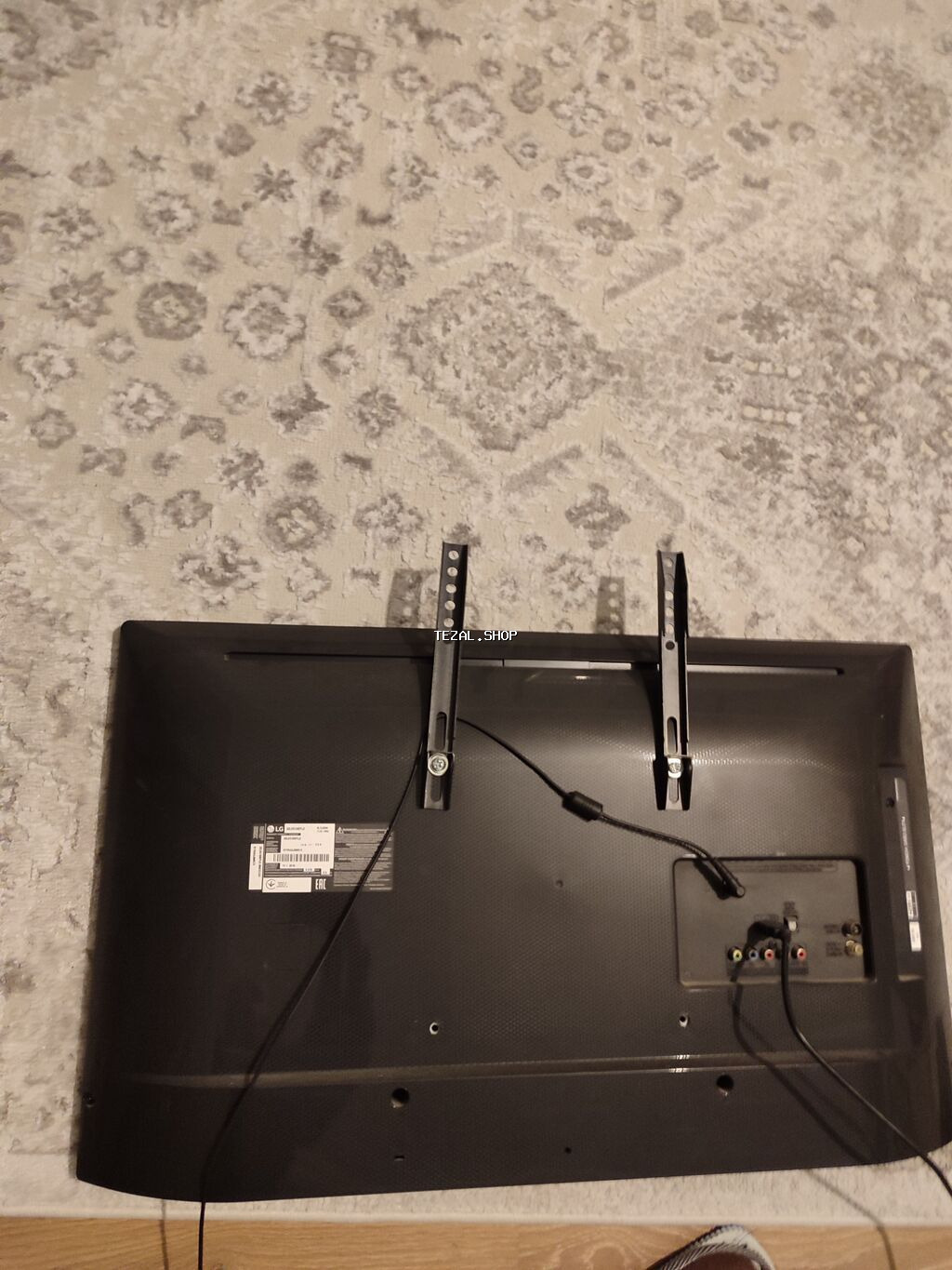 Televizor LG LED ekran 32" - şəkil 3