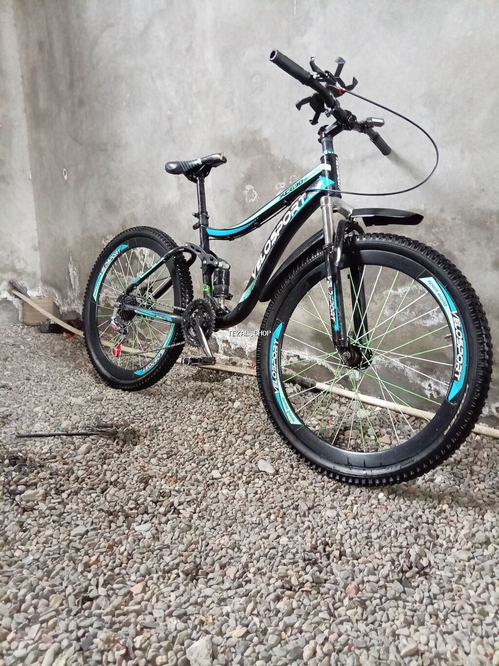 Velosiped üçün maraqlanmaq üçün whatsap ve yaxudda teledon ile zeng