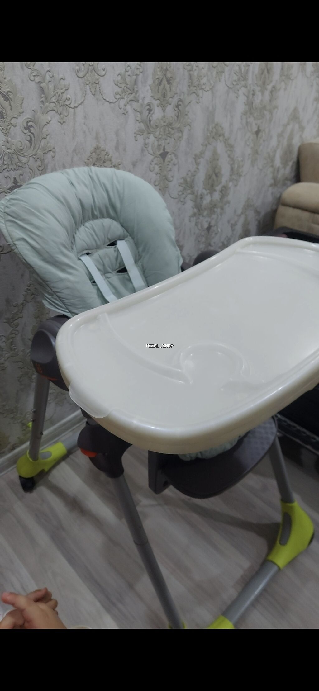 Yemek masası Chicco. yaxşı vəziyətdədi