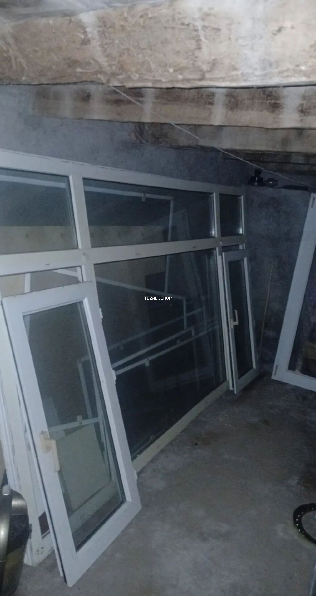 Pencere 2 ci el super vezyetde siniq çat yoxdur tűlleri de usdunde - şəkil 4