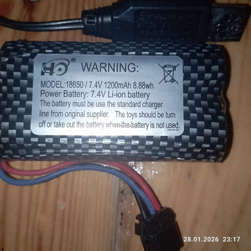 Avtomobil akkumulyatoru sarji ve yuzbi zaryadka gol saatida sarj - şəkil 5