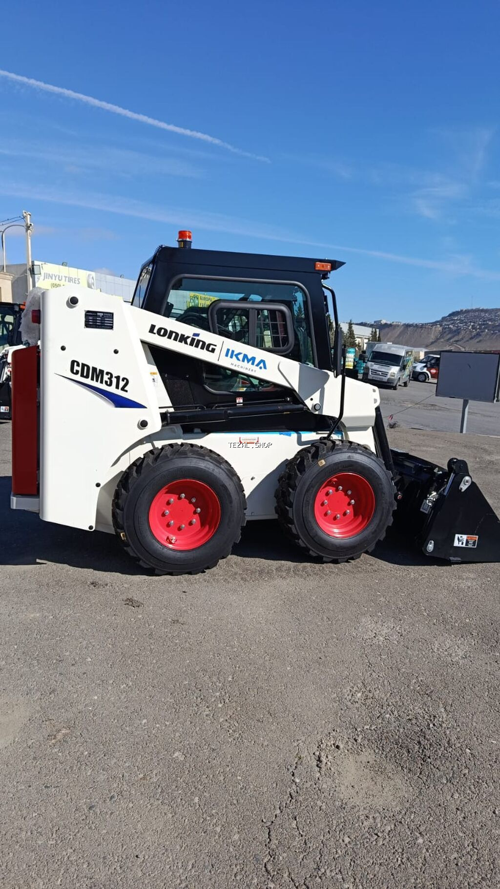 Mini yükləyici asvalt döyəşəyən texnikalarin icarəzi razlaşmaq yolu