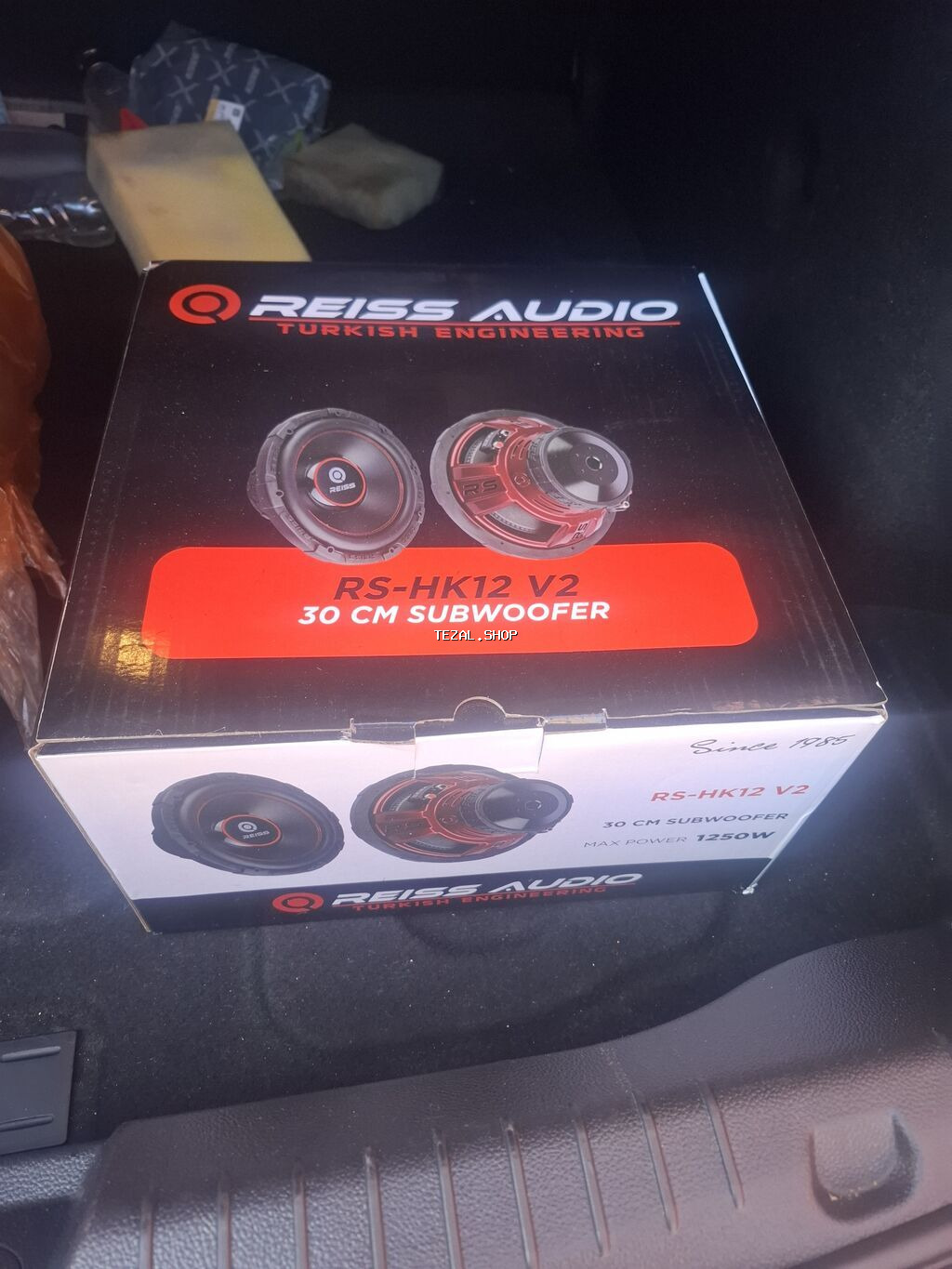 Pakofka ağızı açılmayıb Reiss madelidi Maşın satılır deye qoşdurmadım