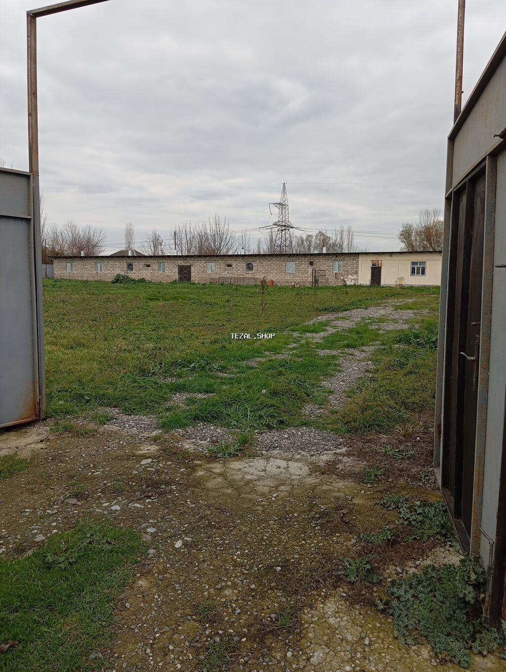 Ferma 60 sot sahəsində yerləşir. Qaz,su,işiq daimidir. Şəxsi artezani - şəkil 2