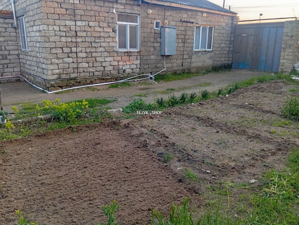 Satilir ev orta temirlidi unvan xaşaxuna baqlari qiymeti razilaşma - şəkil 3