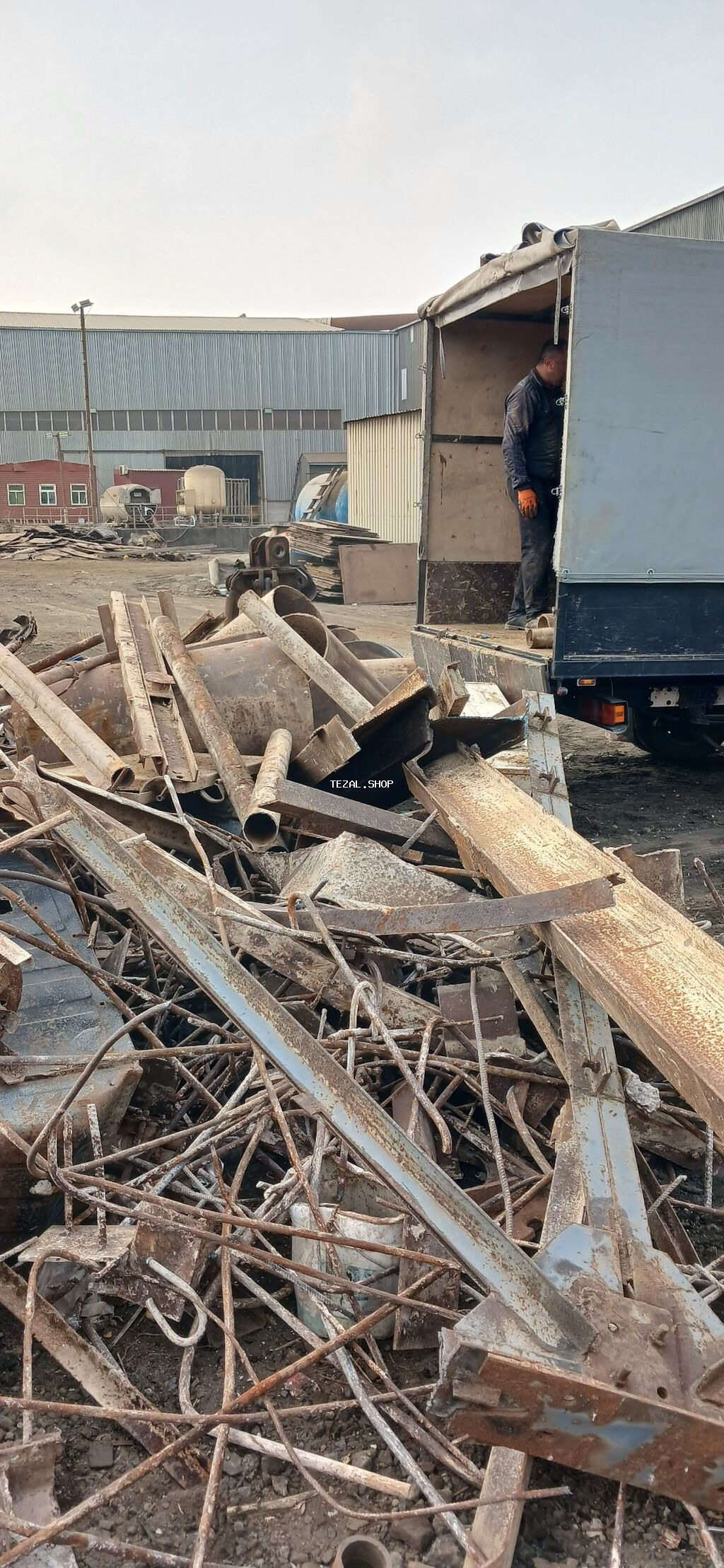 Metal alişi qalin ve nazik demirin alişi gelib yerinende götürük dəmir