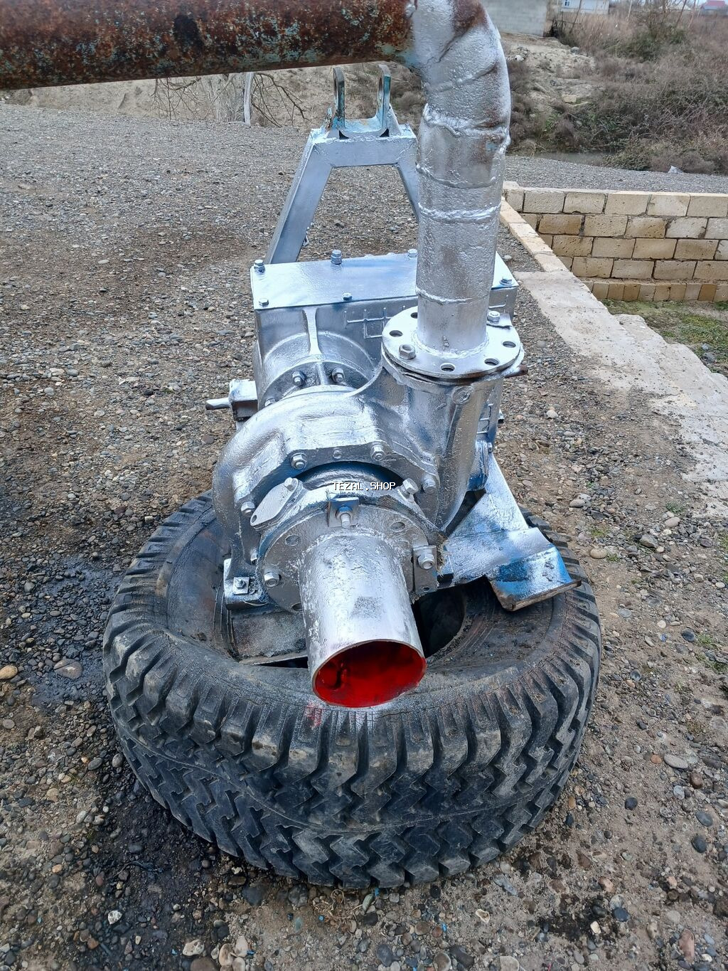 Traktor üçün su nasosu satılır. Tam işlək vəziyyətdədir, güclü vurur