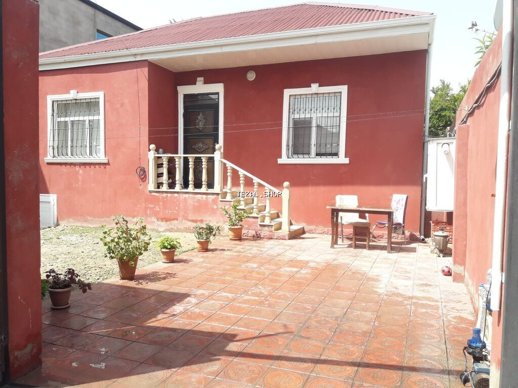 Ev satılır136 saylı məktəbin yanı kupca paket