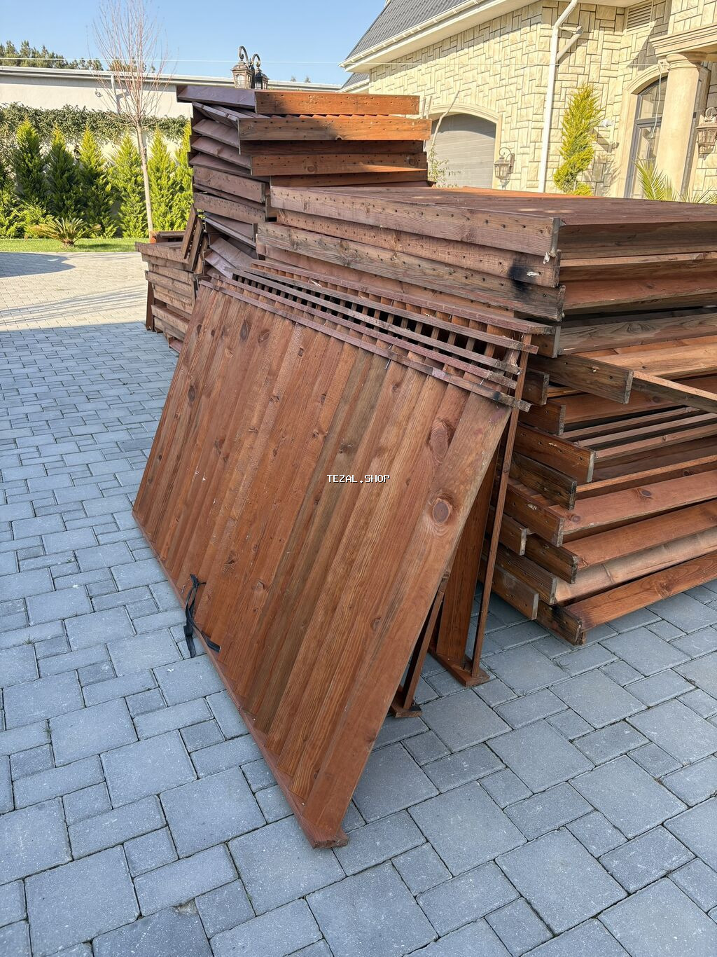 Həyətiniz üçün taxta arakəsmələr! Qonşularla aranızda özəl zona