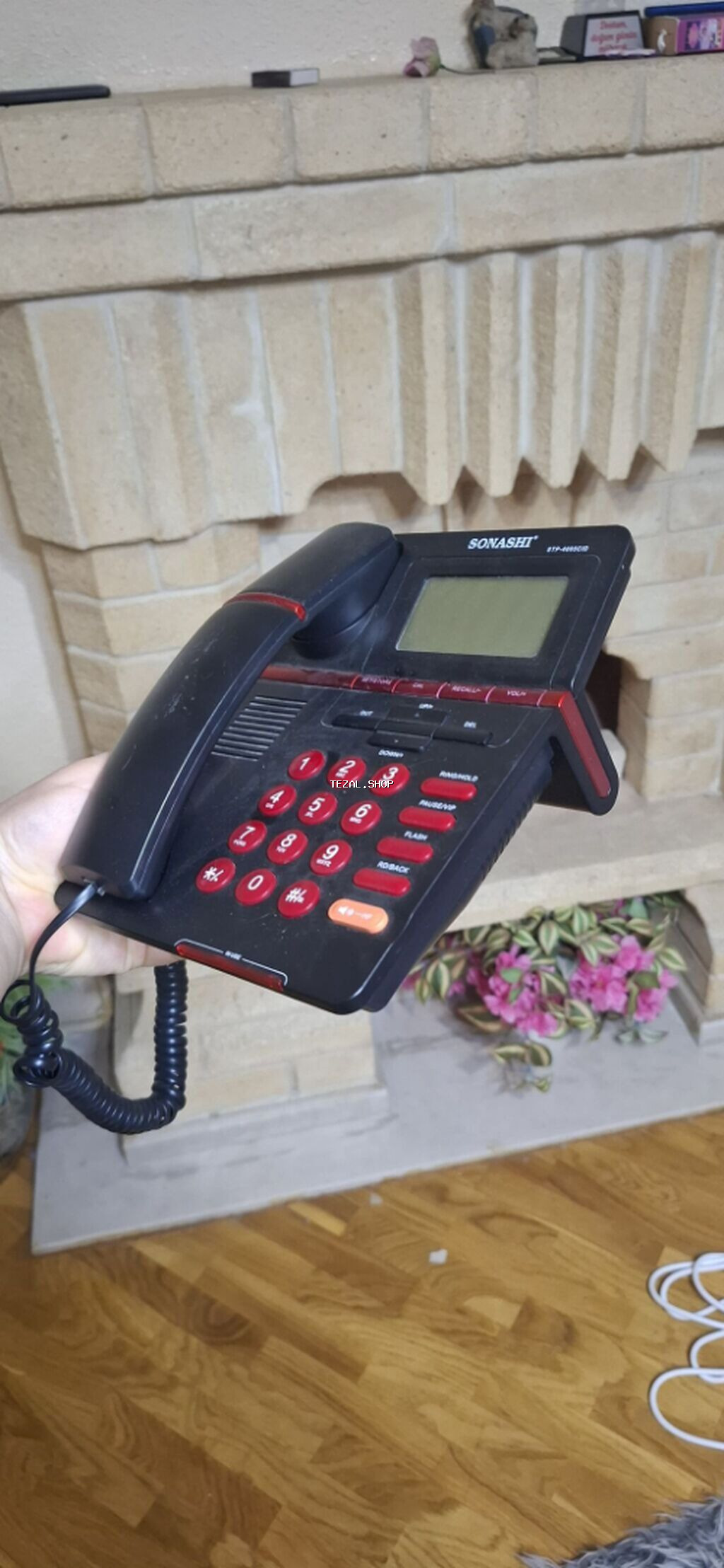 Telefon aparati islekdir prablemsiz