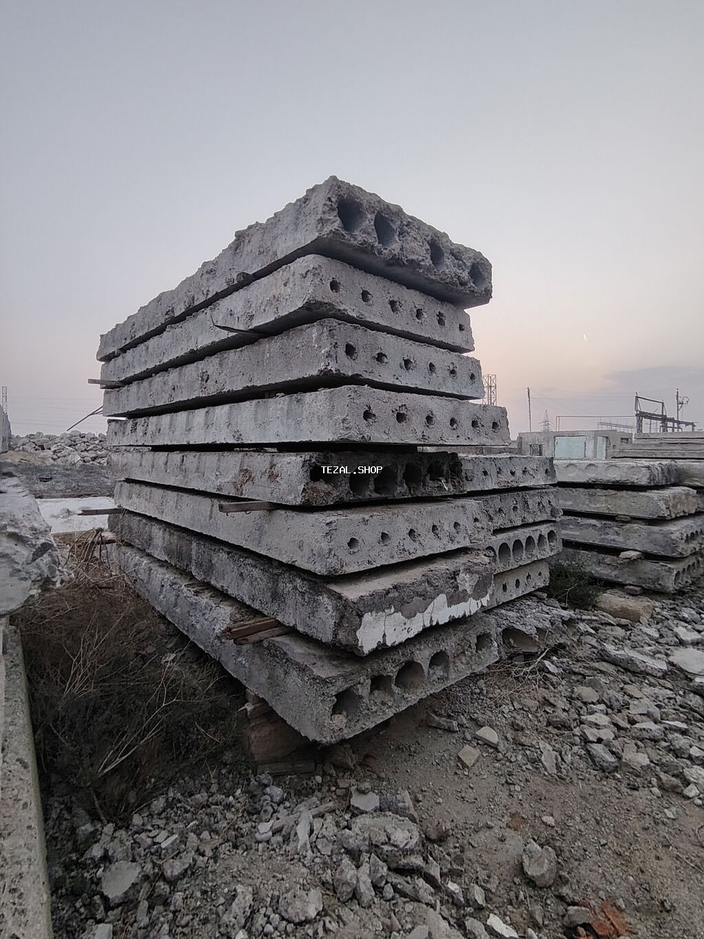 Beton panel divarlar