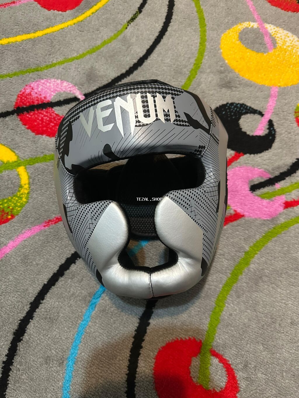 Venom əlcek kaska püf hamsi bir yerde 30 manat ideal veziyetdedi