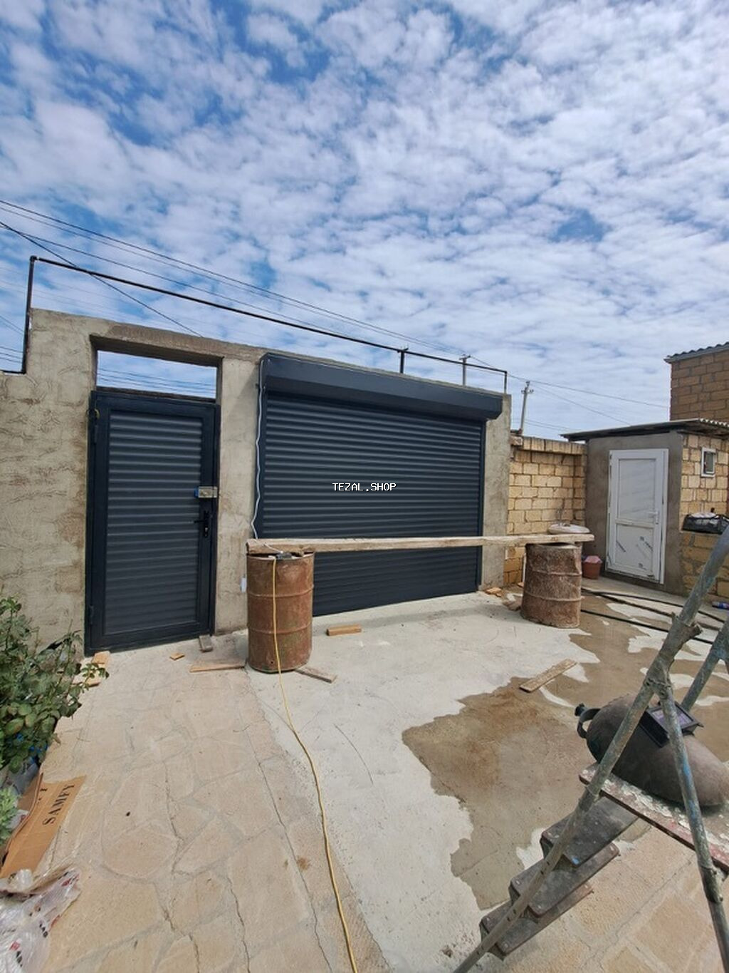 Yeni Qaraj darvazası, Seksional, Avtomatik, Kredit yoxdur, Pulsuz çatdırılma