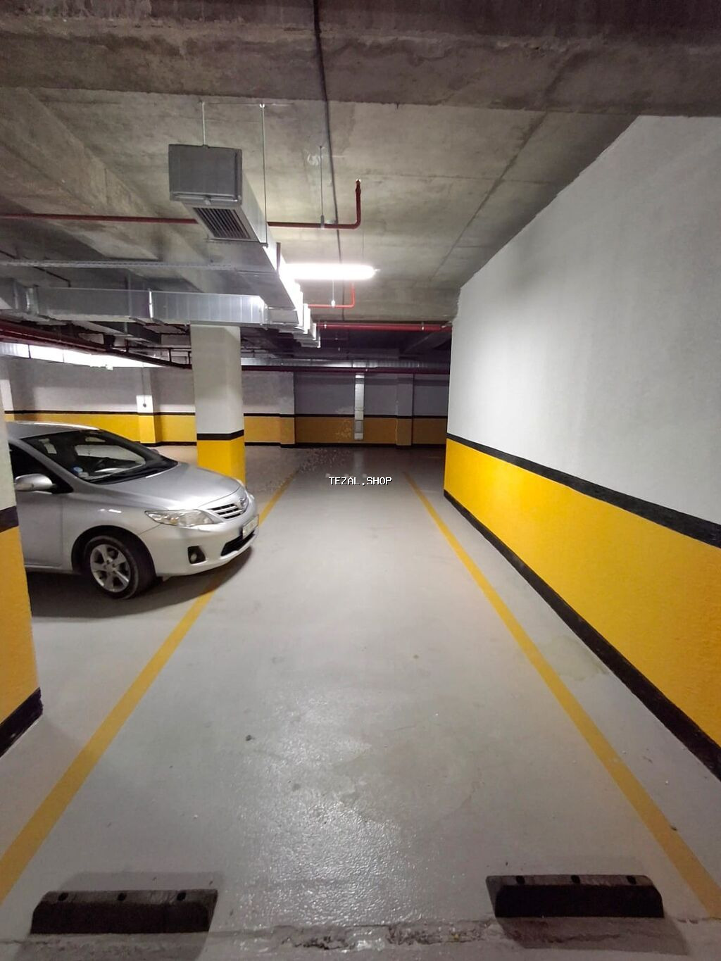 Ağ şəhərdə Ağ saray resideve p2 yeləşir.iki maşın sərbəst yerləşir - şəkil 2