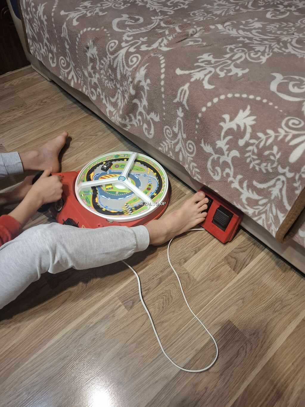 Uşag üçün yaxşi oyundu maşin oyuncax təzədi