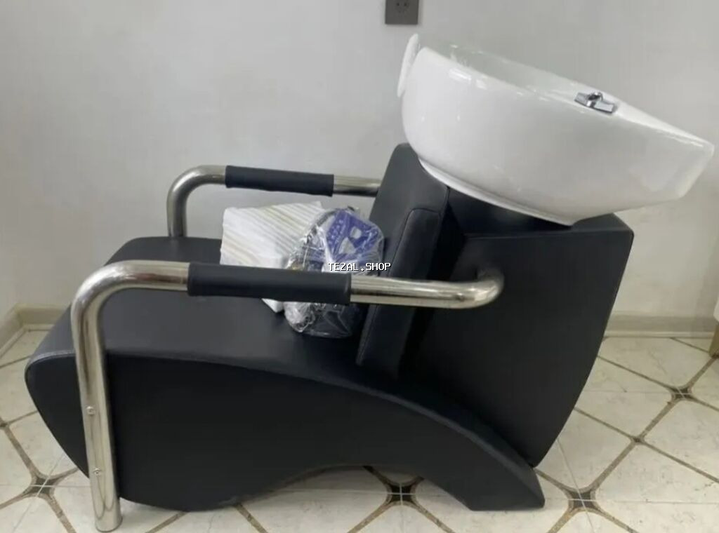 Tezedir karobkada isleeyib