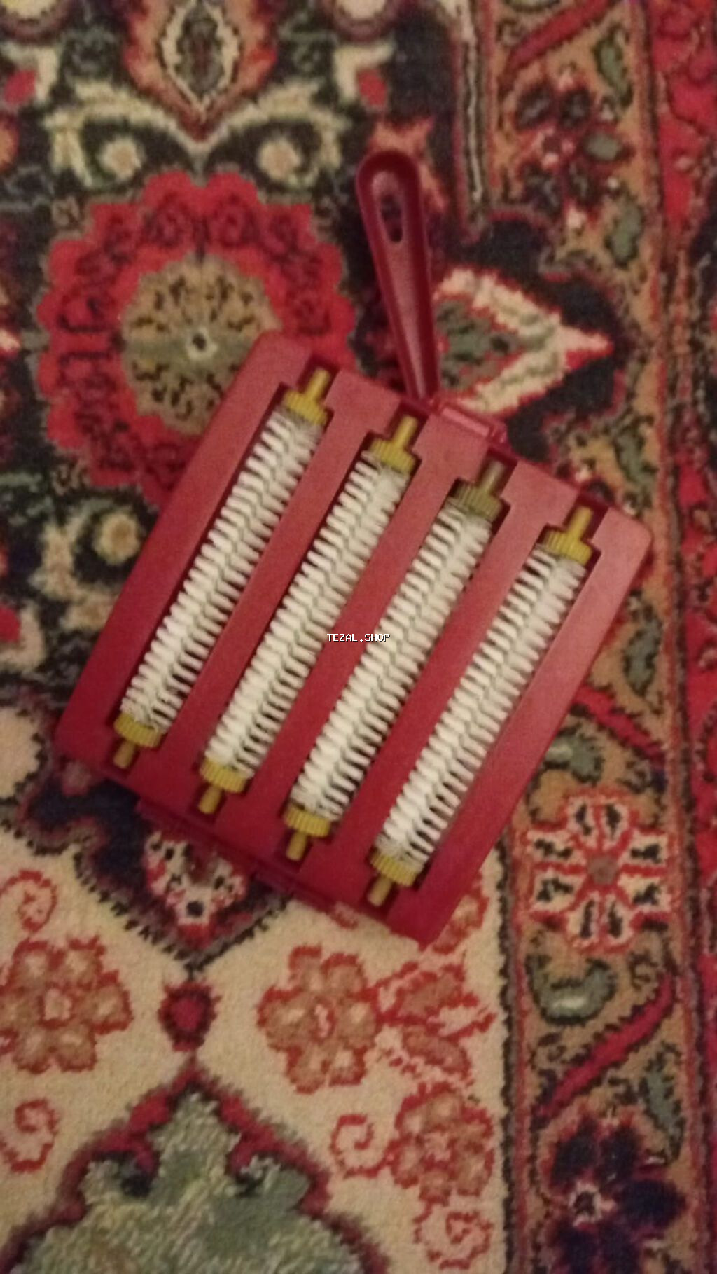 Salam satılır 
Xalca temızleyır