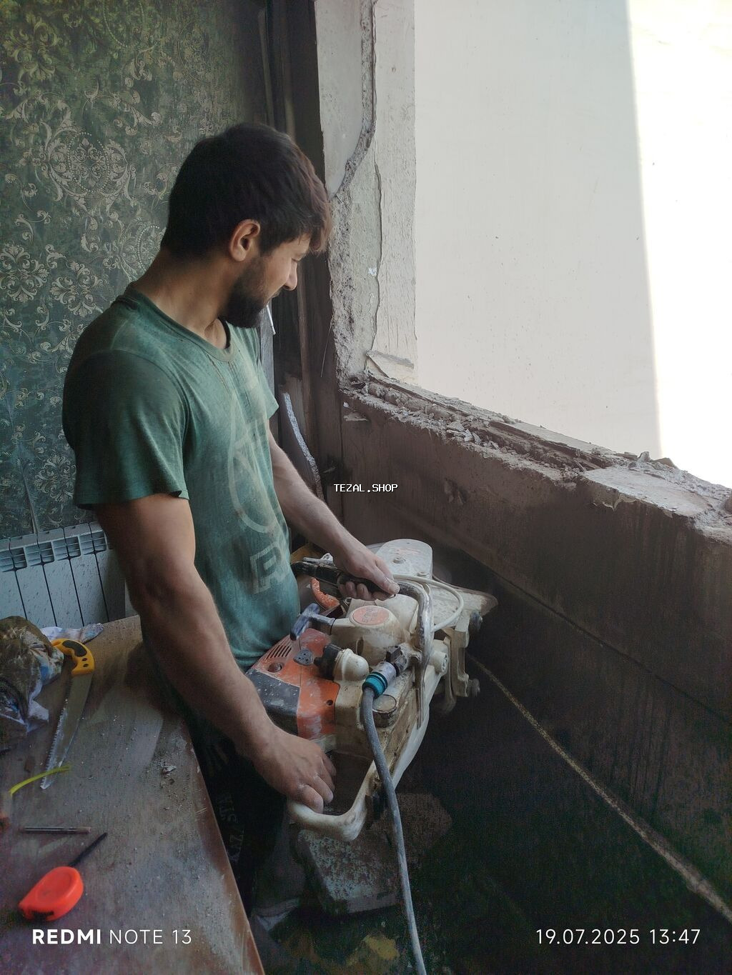 Səssiz tozsuz səliqəli kəsim. Beton katlavan monolit kubik - şəkil 3