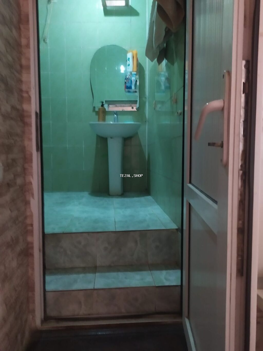 Bayıl qəsəbəsində,Aydın Məmmədov küçəsində 9 mərtəbə ilə üzbə-üz - şəkil 3