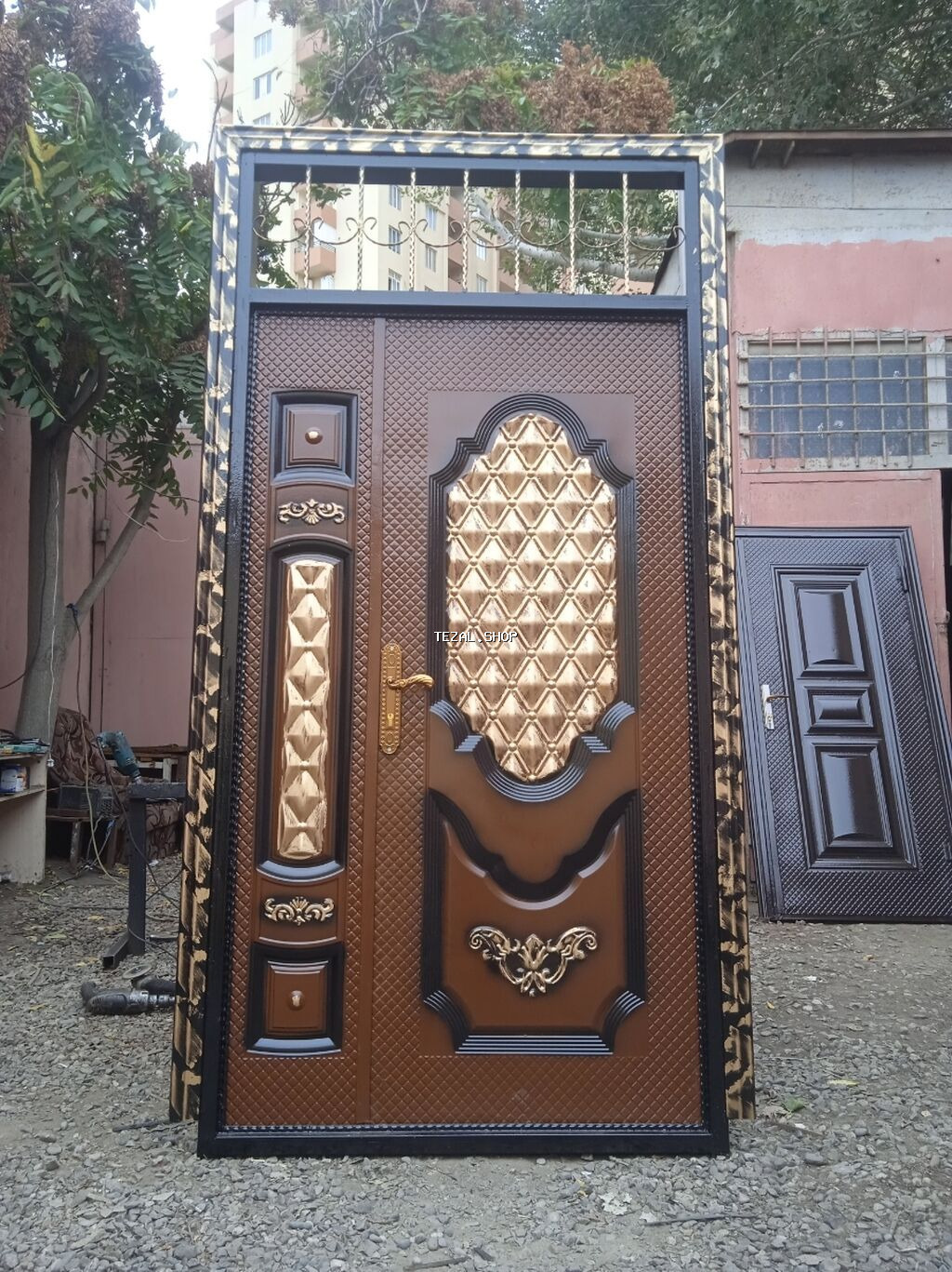 340 azn basdiyan demir seyf qapılar peşakar usdalar tərəfindən yığılır