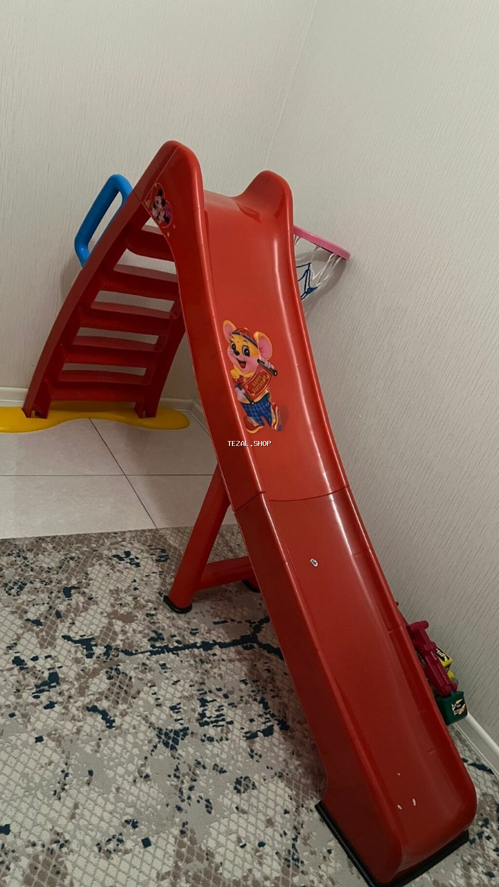 Suruwken qiymeti 85man Yeni kimidi cox az istifade olunub yer olmadiqi