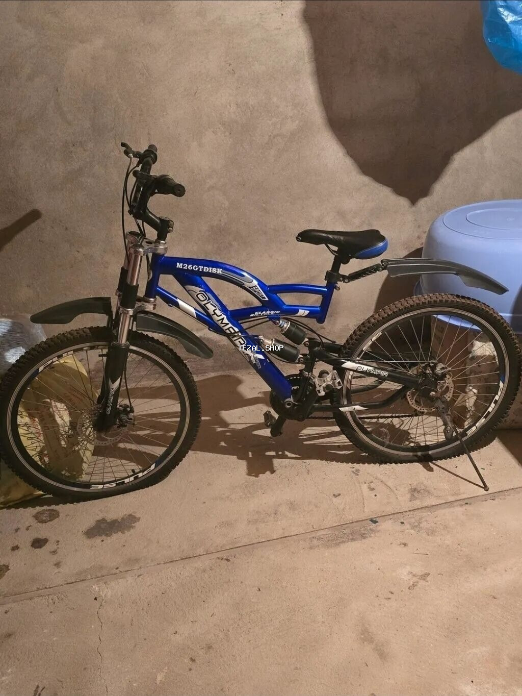 400m alınıb. 280 satılır. Disqləri təzədir. Təkərləri boşalıb dəyişmək