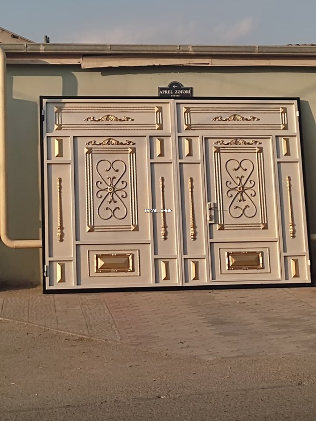 Dəmir Həyət darvazası, Mexaniki, Qapı ilə, rəng - Ağ