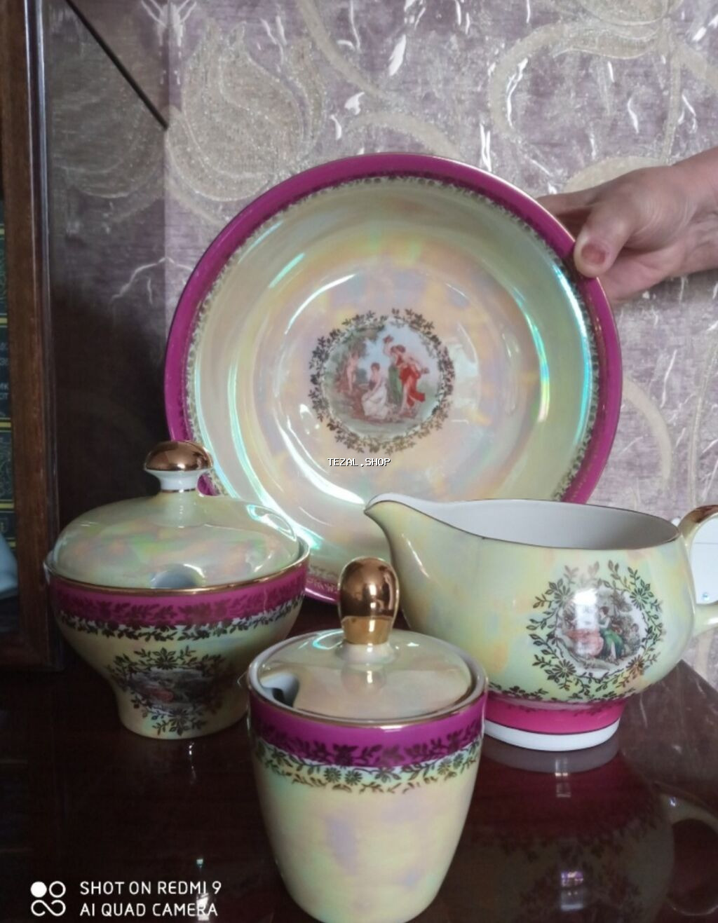 Digər dəstlər və servizlər