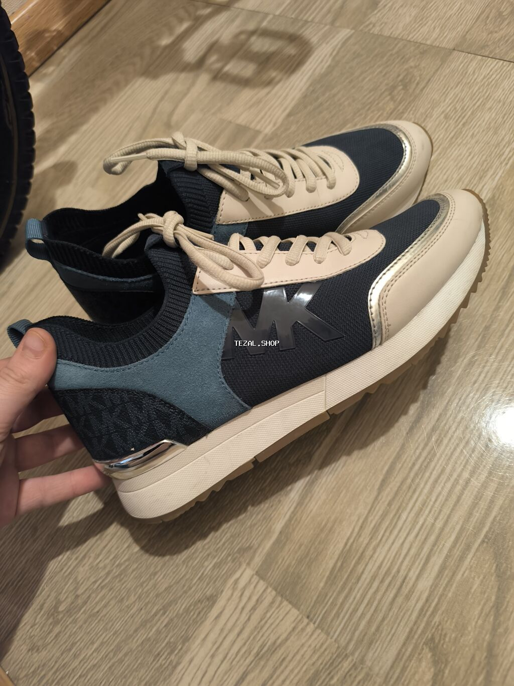 Michael Kors - orijinal çox az geyinilib yenidən seçilmir