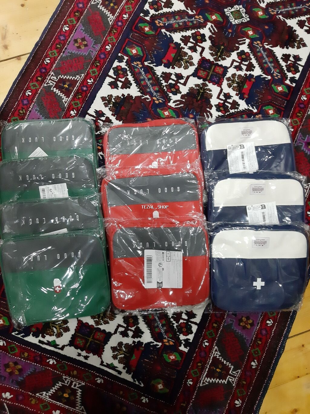 Içi geniş bölməli apteçka